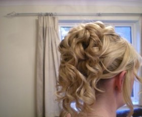 Bridal Hair Falling Curls