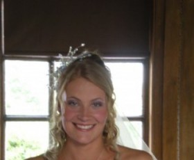 Bridal Hair Curls Half Up