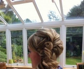 Prom Hair Side Curls
