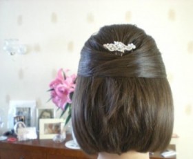 Bridesmaid Short Hair Half Up