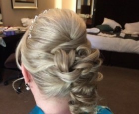 Bridal Side Curls